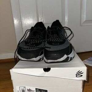 Men's Under Armour Curry 3Z24 Black and White Athletic Shoes